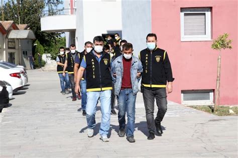 A­d­a­n­a­­d­a­ ­6­ ­h­ı­r­s­ı­z­l­ı­k­ ­ş­ü­p­h­e­l­i­s­i­ ­t­u­t­u­k­l­a­n­d­ı­